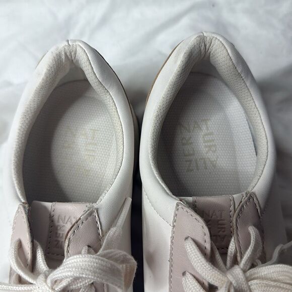 Naturalizer Women’s Shay Leather Sneakers. Size 8.5. New without Box. - Picture 6 of 9